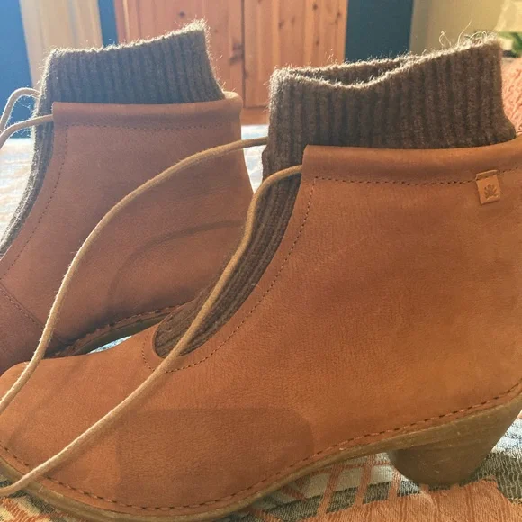 Brand new El Naturalista Aqua booties Size 37 - Picture 2 of 7